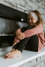 Load image into Gallery viewer, Kids Ruffle Leggings
