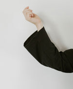 Load image into Gallery viewer, Ladies Relaxed LS Top
