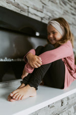 Load image into Gallery viewer, Kids Ruffle Leggings
