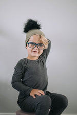 Load image into Gallery viewer, Black Pom Beanie
